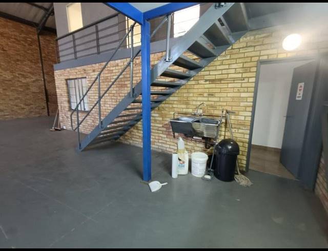 INDUSTRIAL PROPERTY TO RENT IN PRINCESS